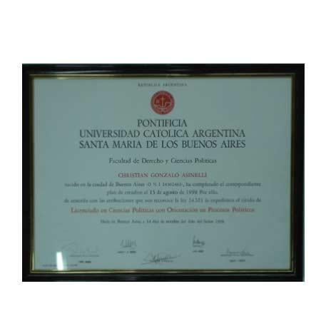 Enmarcado de certificado UCA